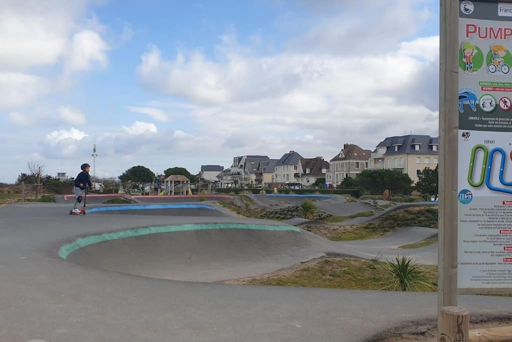 Studio Front De Mer Merville-Franceville-Plage Extérieur photo
